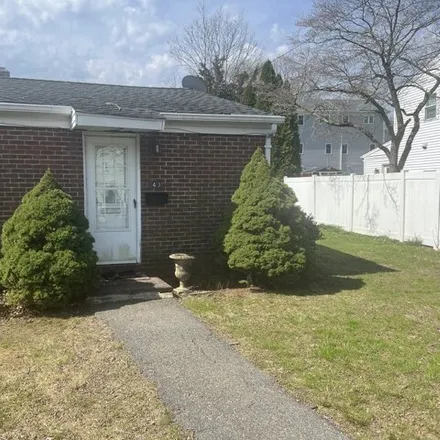 Rent this 2 bed house on 41 Beacon View Drive in Tunxis Hill, Fairfield