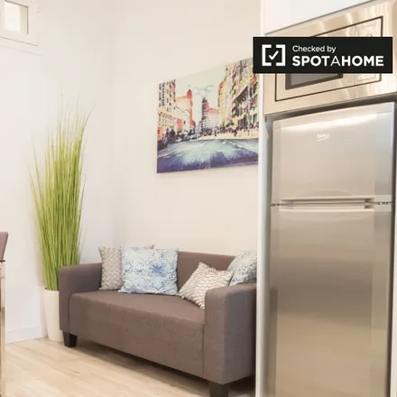 Rent this studio apartment on Madrid in Ministerio de Justicia, Calle de San Bernardo