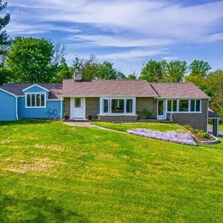 Buy this 5 bed house on 12 Hickory Tavern Road in Long Hill Township, Morris County