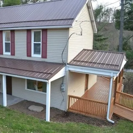 Buy this 3 bed house on 601 Waynesburg Pike in Moundsville, WV 26041