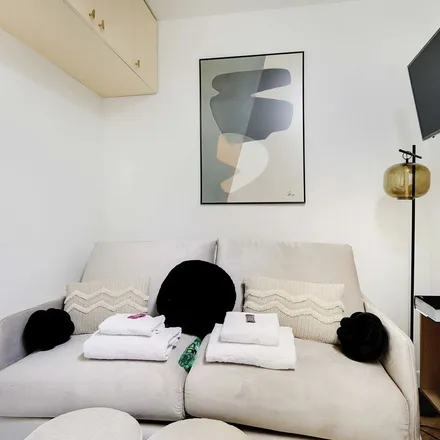 Image 6 - 18 Rue Saint-Didier, 75116 Paris, France - Apartment for rent