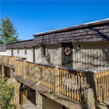 Buy this 1 bed condo on 199 Slopeside Road in Beech Mountain, NC 28604