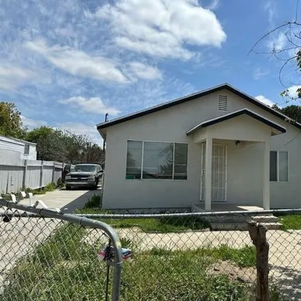 Buy this 2 bed house on 132 Harris Drive in Kern County, CA 93308