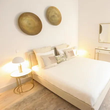 Rent this 3 bed apartment on Rua da Padaria 28 in 30, 32