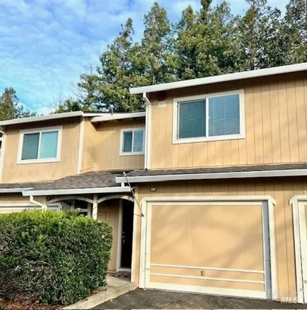 Buy this 2 bed condo on 100 Acorn Circle in Petaluma, CA 94952