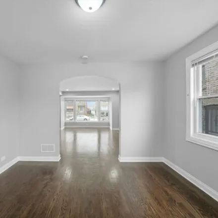 Image 8 - 9311 South Justine Street, Chicago, IL 60620, USA - House for sale
