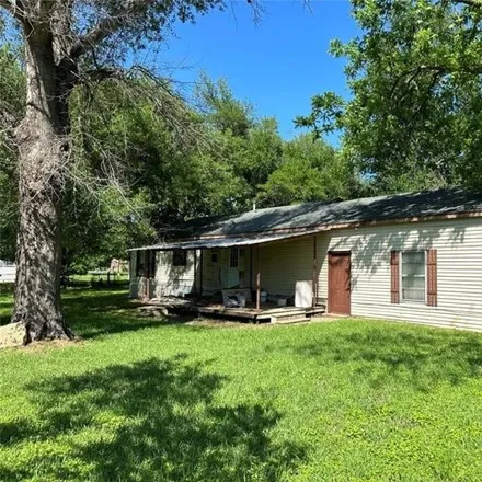 Buy this 3 bed house on 600 South Mignonette Street in Kosse, Mexia