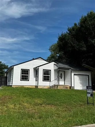 Buy this 4 bed house on 4844 Sandage Avenue in Fort Worth, TX 76115