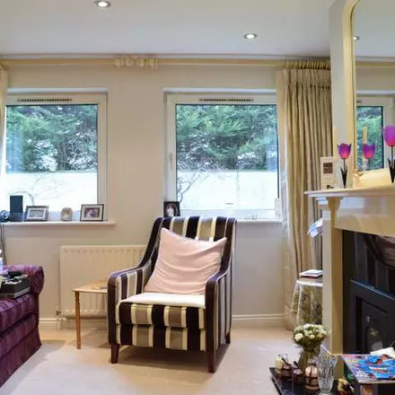 Rent this 3 bed apartment on Newtownpark Avenue in Galloping Green North, Blackrock