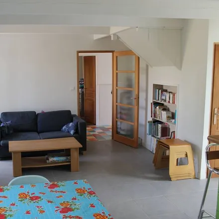 Rent this 3 bed house on Guilvinec in Finistère, France