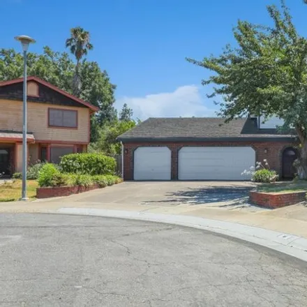 Buy this 4 bed house on 10 Gleneden Ct in Sacramento, California