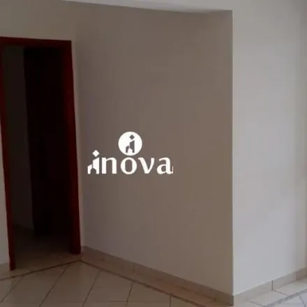 Buy this 2 bed apartment on Rua Evaristo da Veiga in Mercês, Uberaba - MG
