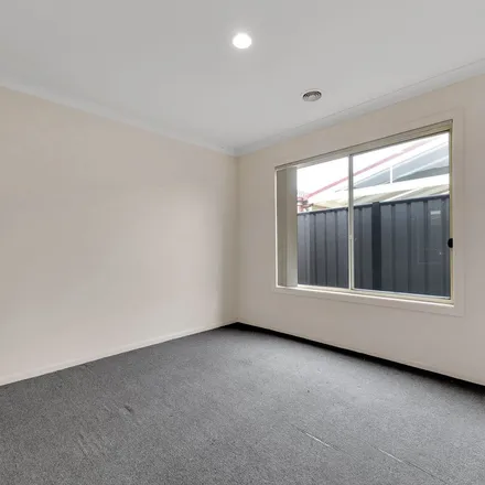 Image 1 - Banjo Paterson Circle, Point Cook VIC 3030, Australia - Apartment for rent