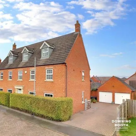 Buy this 6 bed house on Lawrence Way in Lichfield, WS13 6RD