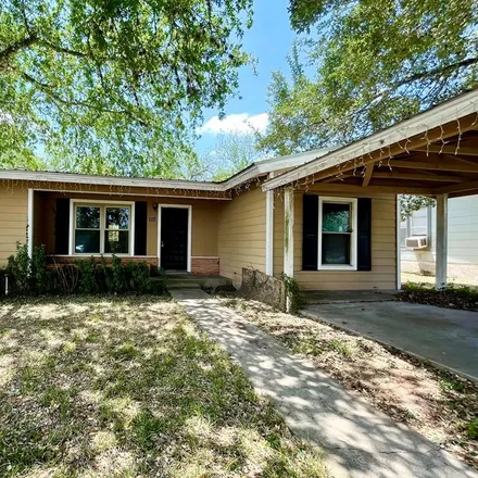 Buy this 3 bed house on 191 East Roberts Street in Beeville, TX 78102