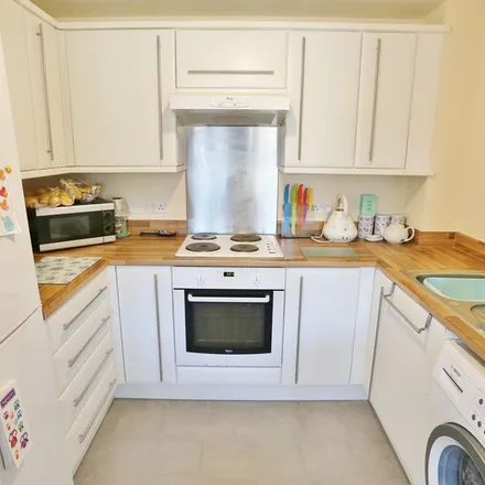 Rent this 1 bed apartment on Magnet in Alexander Square, Allbrook
