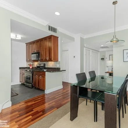 Image 7 - 3816 Waldo Avenue, New York, NY 10463, USA - Condo for sale