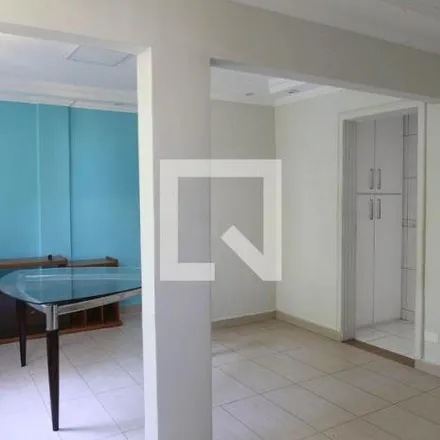 Rent this 2 bed apartment on Rua Princesa Maria Amélia in Vila Guiomar, Santo André - SP