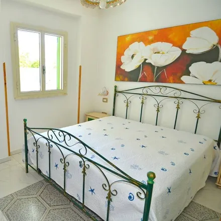 Rent this 3 bed house on 73053 Patù LE