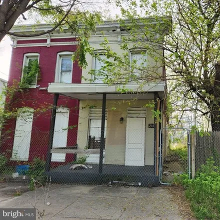 Buy this studio townhouse on 2045 Annapolis Road in Baltimore, MD 21230