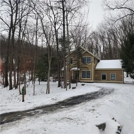 Image 2 - 796 Lower Deer Valley Road, Jackson Township, PA 18372, USA - House for sale