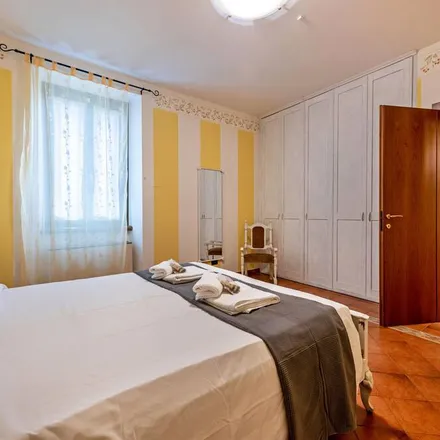Rent this 1 bed apartment on Via Porto San Felice in 25010 San Felice del Benaco BS, Italy