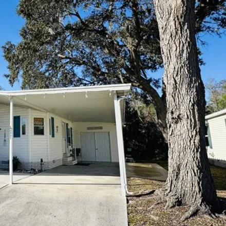 Buy this studio apartment on 8911 West Forest View Drive in Citrus County, FL 34448