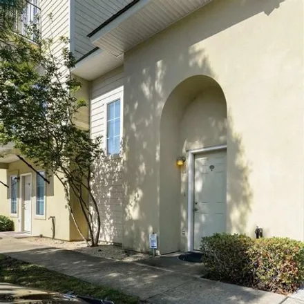 Rent this 2 bed condo on unnamed road in Heatherstone, Baton Rouge