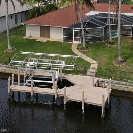Image 4 - 952 Southeast 24th Street, Cape Coral, FL 33990, USA - House for sale