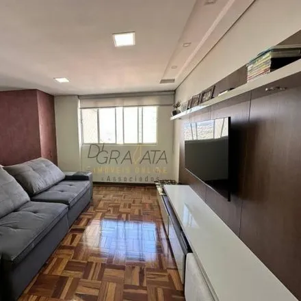 Buy this 3 bed apartment on Rua Santa Cruz in Centro, Varginha - MG