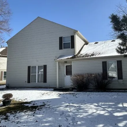 Rent this 2 bed house on 2654 Country Oaks Court in Aurora, IL 60502