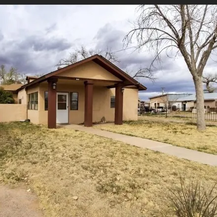 Image 1 - 313 S 6th St, Belen, New Mexico, 87002 - House for sale