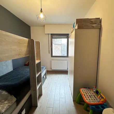 Rent this 3 bed apartment on Turnhoutsebaan 173 in 2110 Wijnegem, Belgium