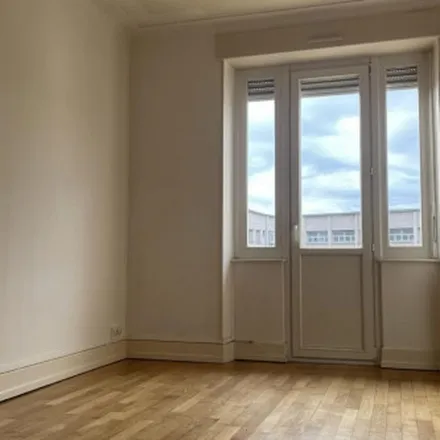 Rent this 3 bed apartment on 2 Rue d'Alsace in 88100 Saint-Dié-des-Vosges, France