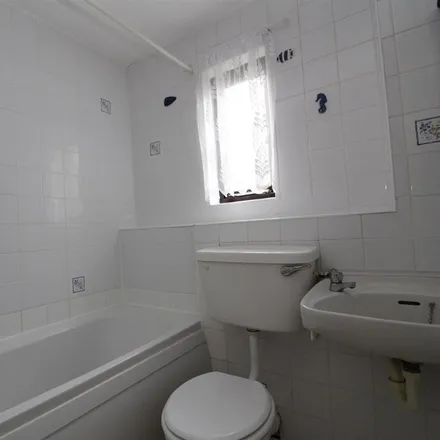 Rent this 2 bed house on Clapham Place in Wolverton, MK13 8ET