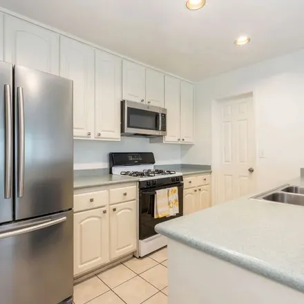Rent this 2 bed apartment on Washington Place in Los Angeles, CA 90066