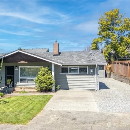 Buy this 3 bed house on 1016 North 32nd Street in Kennydale, Renton