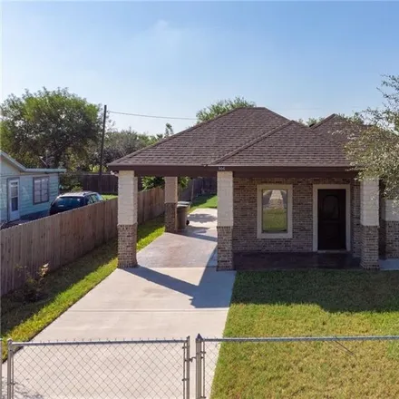 Rent this 3 bed house on 400 Citrus Street in San Juan, TX 78589