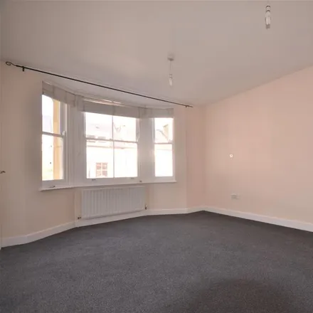 Image 7 - 24 Camden Hill Road, London, SE19 1NR, United Kingdom - Townhouse for rent