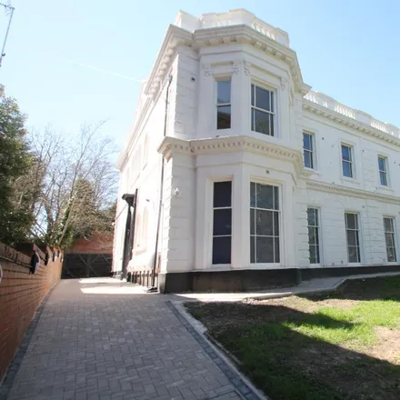 Rent this 2 bed apartment on 9 Waverley Street in Nottingham, NG7 4HF
