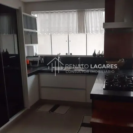 Image 1 - Rua Madri-2, Jardim Presidente, Goiânia - GO, 74369-142, Brazil - House for sale