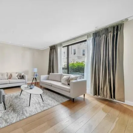 Rent this 2 bed room on 1 Wycombe Square in London, W8 7JD