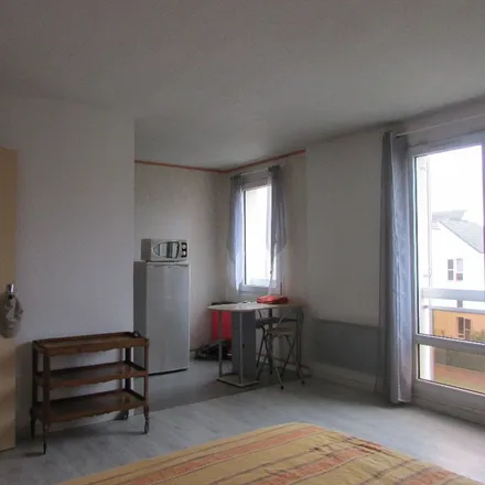 Rent this 1 bed apartment on 401 Rue de Couasnon in 45160 Olivet, France