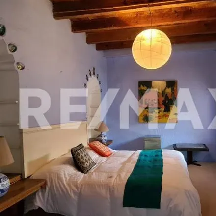 Buy this 9 bed house on Telmex in 16 de Septiembre 204, Agua Fría