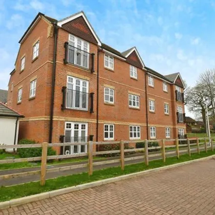 Buy this 2 bed apartment on Reading Railway Station Car Park in Trooper Potts Way, Reading
