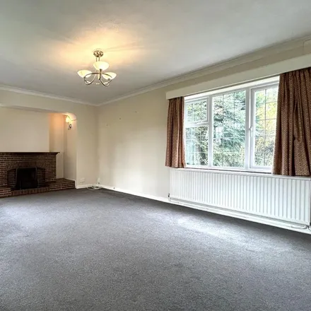 Image 2 - 6 Boultbee Road, Wylde Green, B72 1DW, United Kingdom - House for rent