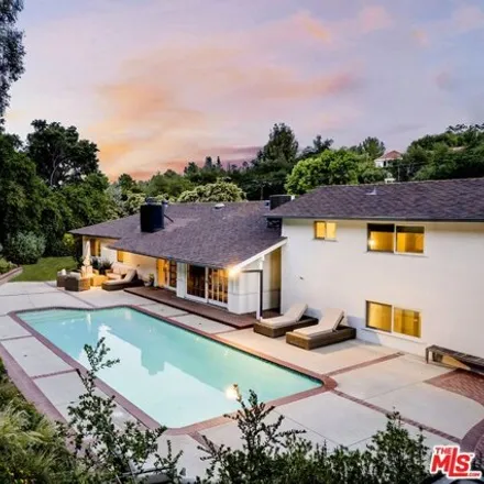 Image 1 - 16889 Adlon Road, Los Angeles, CA 91436, USA - House for rent