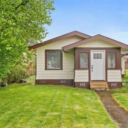 Buy this 2 bed house on 1463 West 2nd Street in Aberdeen, WA 98520