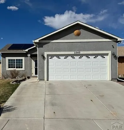 Buy this 3 bed house on 1922 Oak Avenue in Pueblo, CO 81003