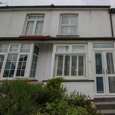 Rent this 2 bed townhouse on Grover Road in Watford, WD19 4HH